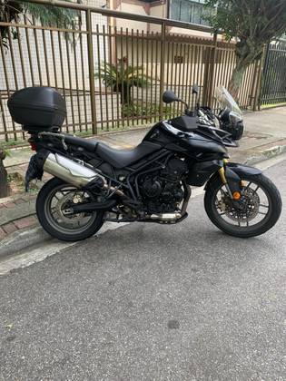 TRIUMPH TIGER 800 ABS TRIUMPH TIGER 800 ABS